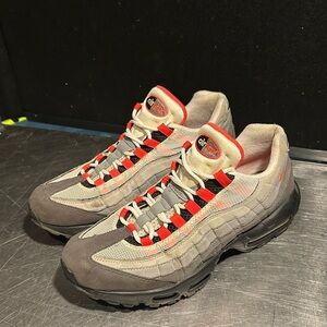 Nike Air Max 95 Size 10 Men